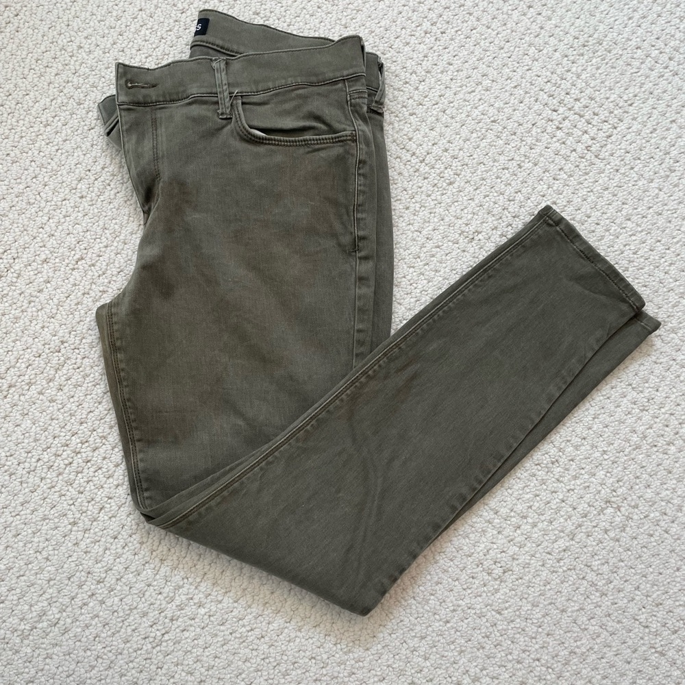 EXPRESS•Women’s Mid Rise Legging Size 8 Petite, olive green